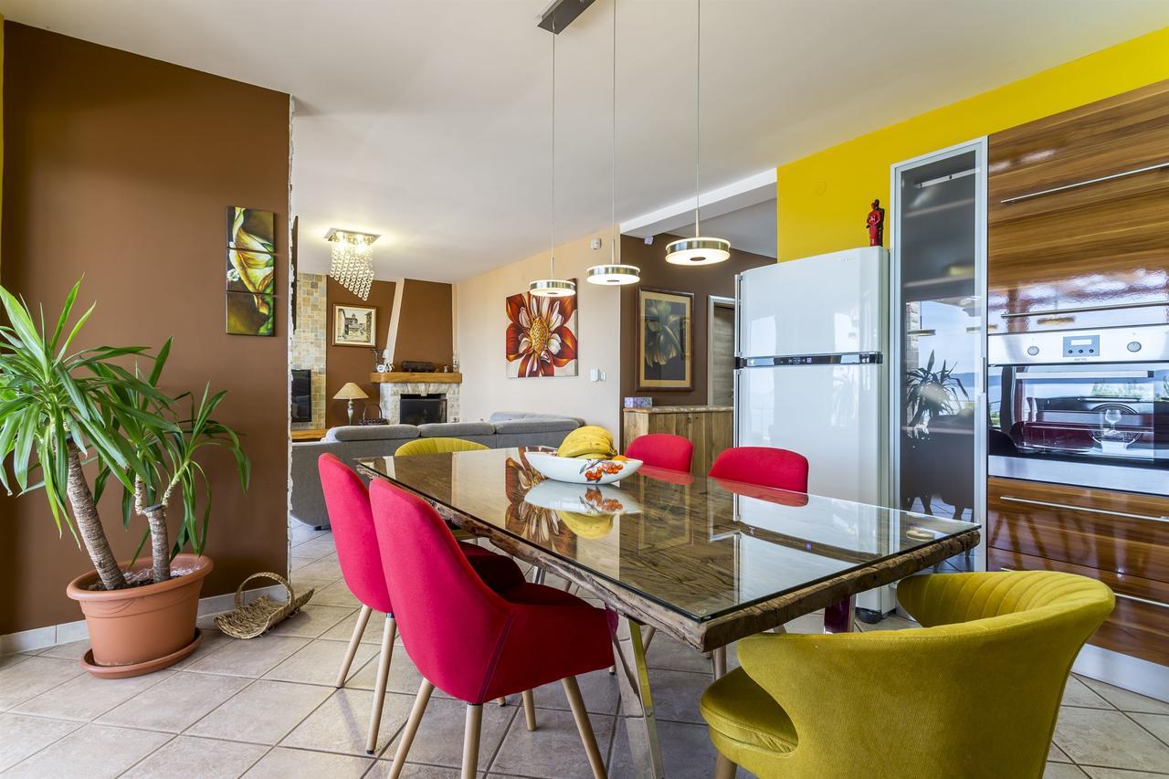טרוגיר Apartment Paradise View מראה חיצוני תמונה