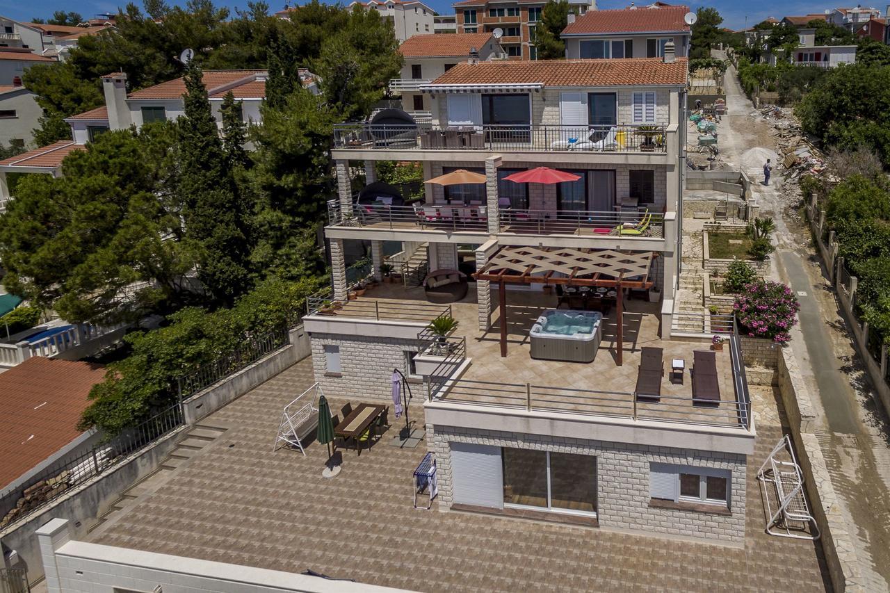 טרוגיר Apartment Paradise View מראה חיצוני תמונה